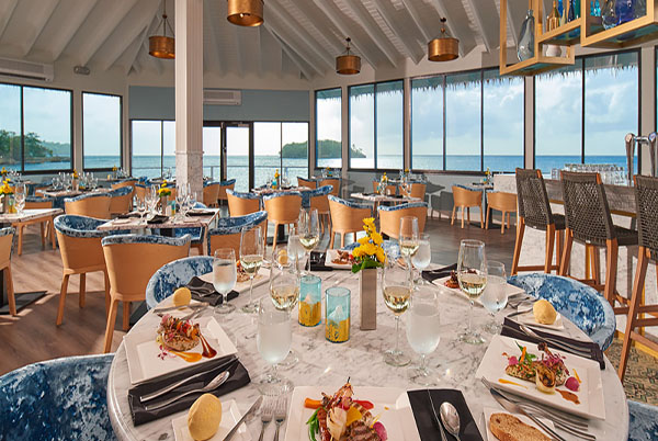 Sandals Halcyon Beach