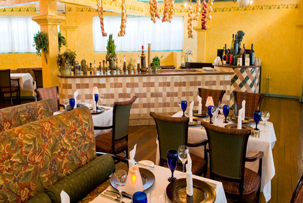 Sandals Halcyon Beach